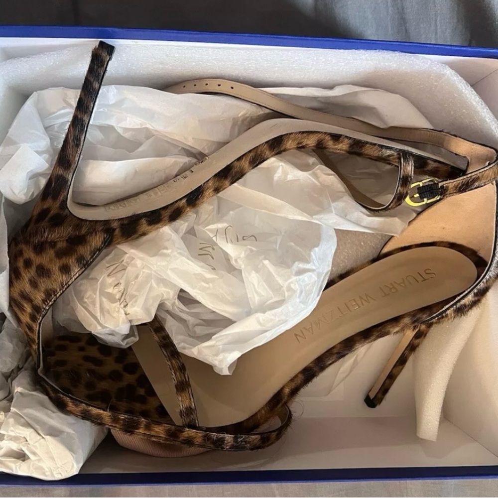 NEW STUART WEITZMAN nudistcurve Sandal *slight Scuffing On Sole From Try Ons